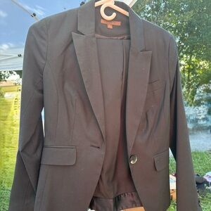 Isaac Mizrahi Elegant Black Skirt